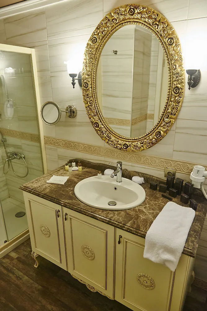 L'Agora Old Town Hotel & Bazaar Esmirna 3*,