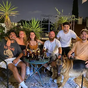 https://gold-coast-hostel.allantalyahotels.org